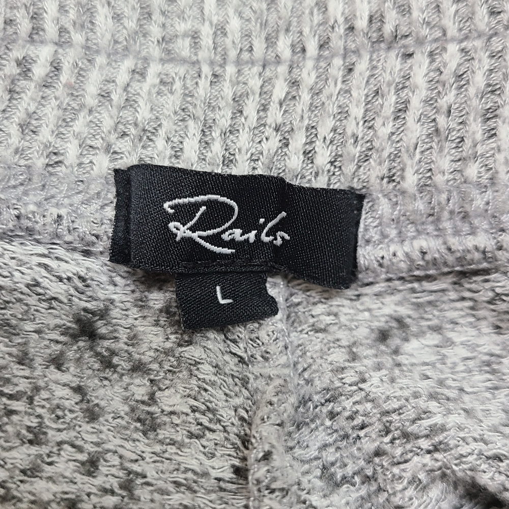 Rails Gray Heart Print Jogger Pants - Picture 11 of 16